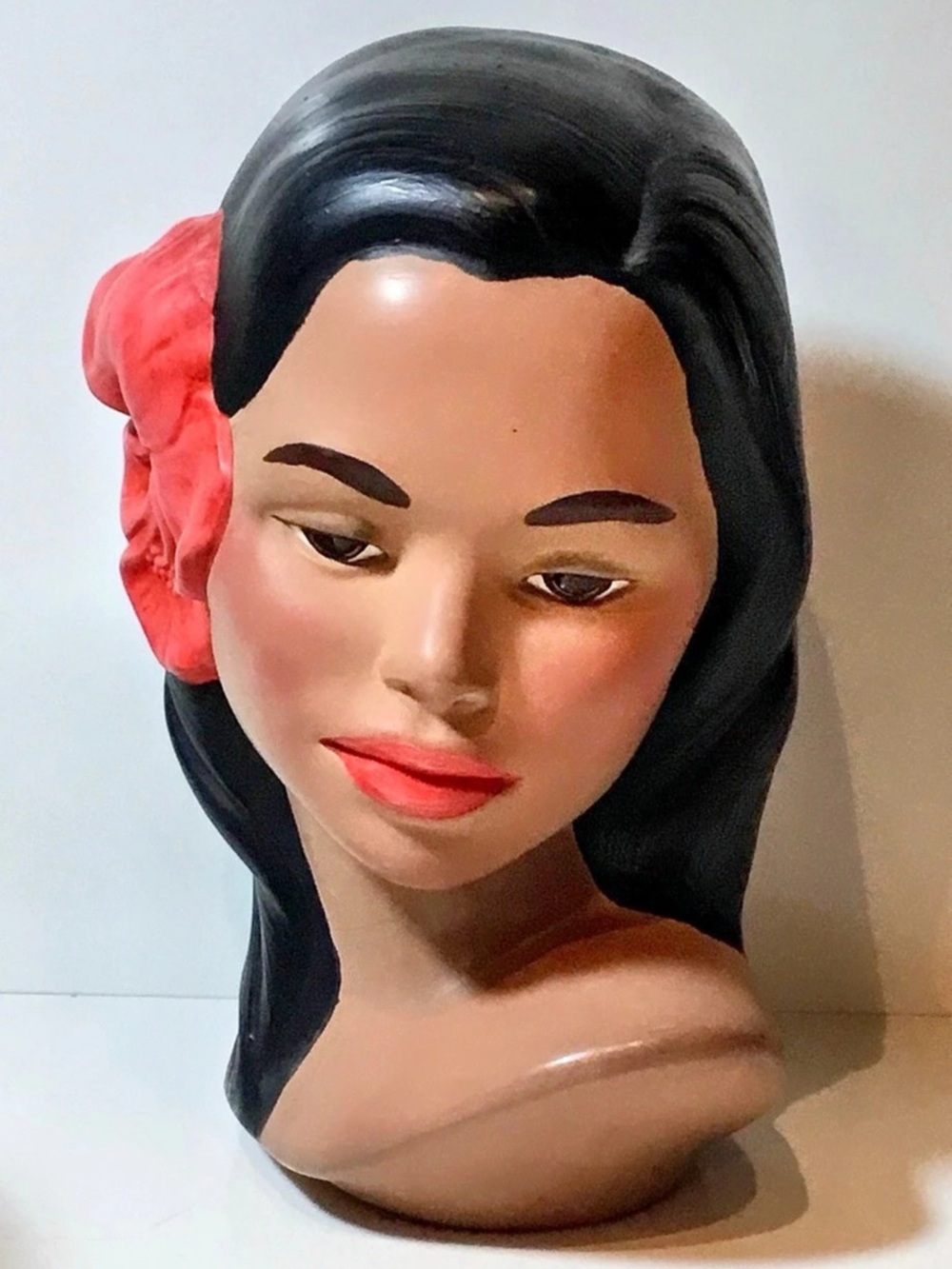 Vintage Woman Bust Decor Black & Brown